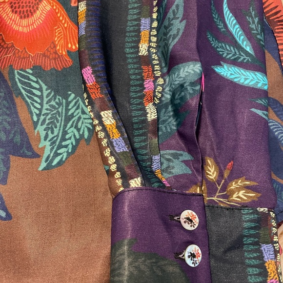 SOLD NwoT Farm Rio top - Picture 3 of 7